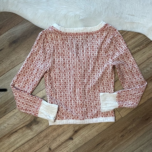 Buckle Gilded Intent Raw edge button down cardigan
Ribbed trim - Picture 13 of 13